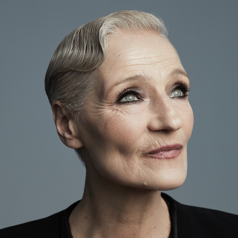 Пикси + Пепельно-перламутровый блонд